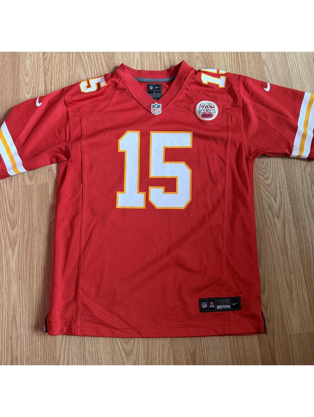 Womens Large Mahomes Kansas City Chiefs Nike Jersey